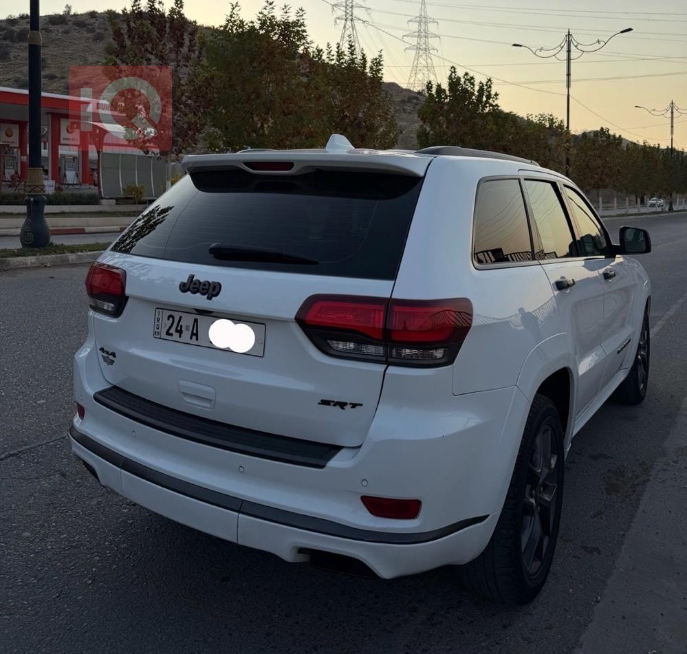 جيب جراند شيروكي